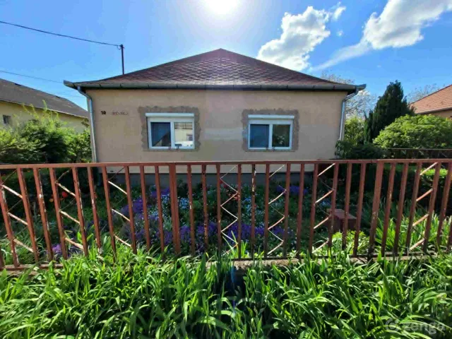 Eladó ház Székesfehérvár 90 nm