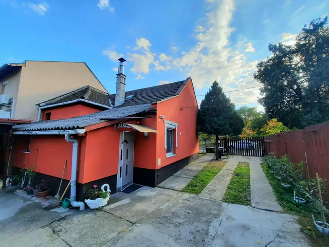 Eladó ház Budapest XV. kerület, Rákospalota 180 nm