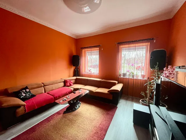 Eladó ház Budapest XV. kerület, Rákospalota 180 nm