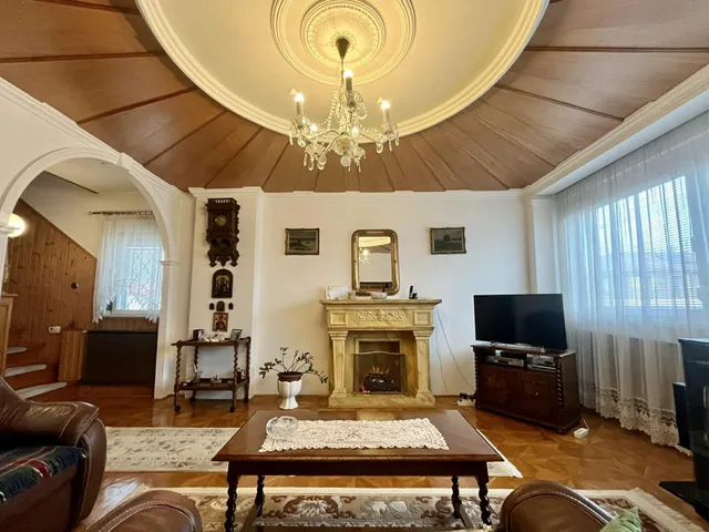 Eladó ház Budapest XV. kerület, Rákospalota 146 nm