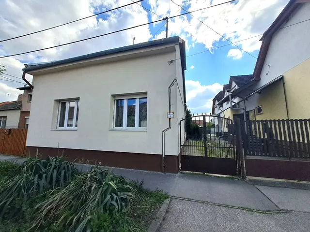 Eladó ház Budapest XV. kerület, Rákospalota 99 nm