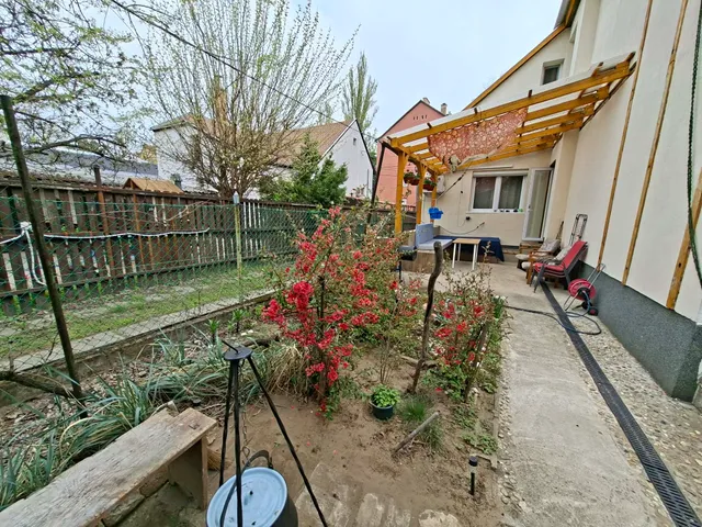 Eladó ház Budapest XV. kerület, Pestújhely 94 nm