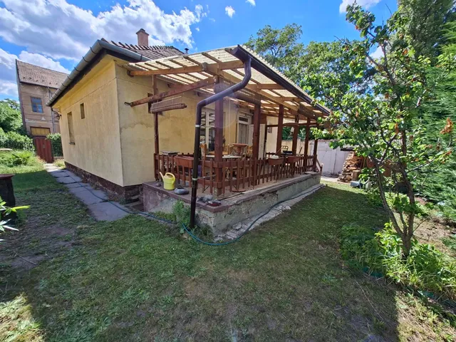 Eladó ház Budapest XV. kerület, Pestújhely 87 nm