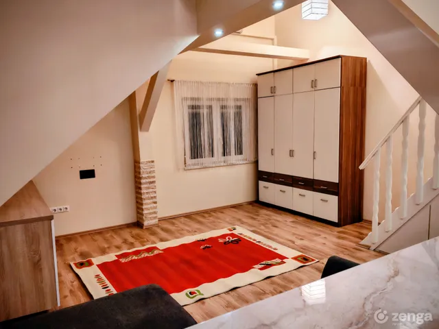 Kiadó lakás Pomáz, Vörösmarty-lakótelep 44 nm