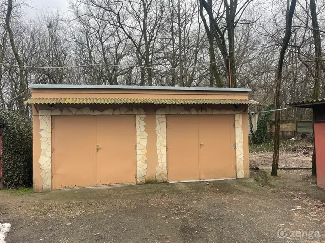 Eladó garázs Dunakeszi 33 nm