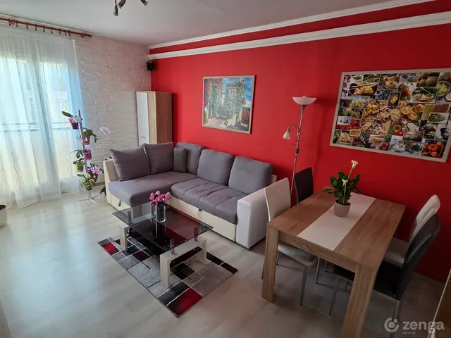 Eladó lakás Pécs, Egyetemváros 47 nm