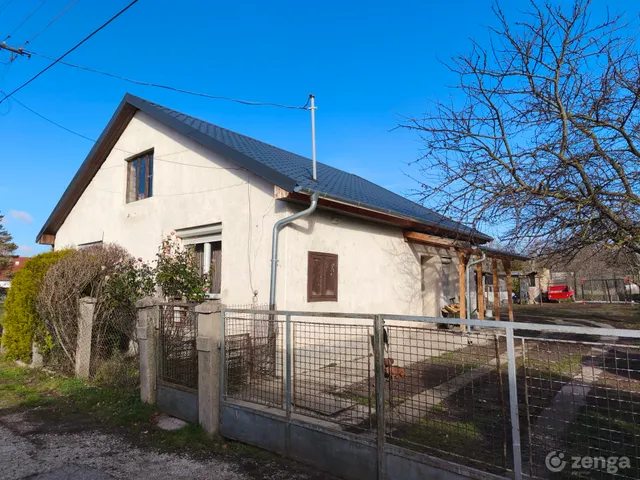 Eladó ház Balatonfőkajár 96 nm