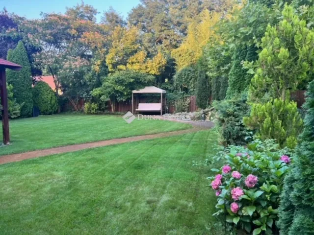 Eladó ház Nyíregyháza, Sóstóhegy 300 nm