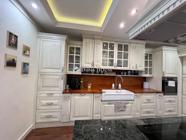 Eladó ház Nyíregyháza, Belváros 341 nm