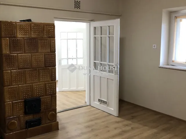 Eladó ház Magy 70 nm