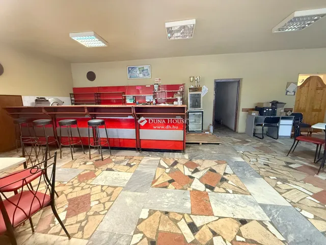 Eladó kereskedelmi és ipari ingatlan Rakamaz 644 nm