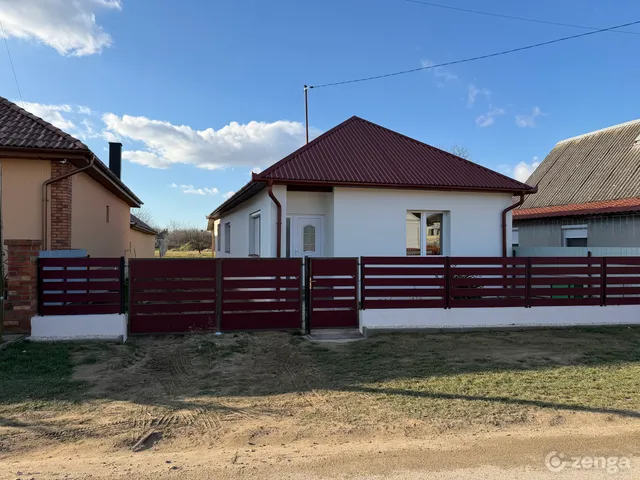 Eladó ház Tiszabezdéd 95 nm