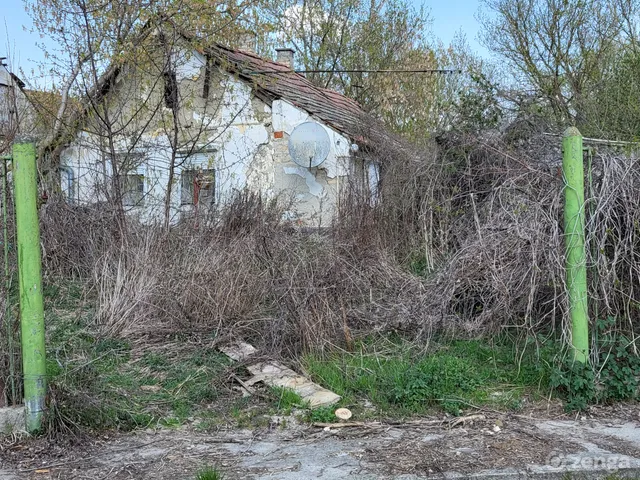 Eladó ház Dunaszentbenedek 60 nm