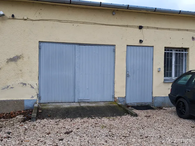 Kiadó kereskedelmi és ipari ingatlan Pécs, Megyer 20 nm