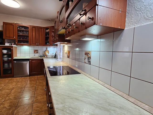 Eladó ház Nyíregyháza, Oros 144 nm