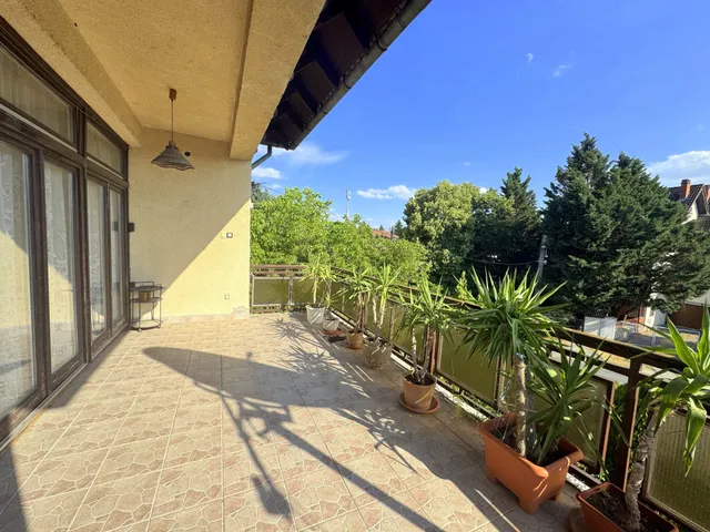 Eladó ház Budapest X. kerület, Felsőrákos 400 nm