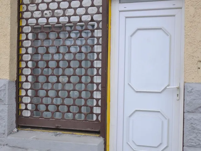 Eladó kereskedelmi és ipari ingatlan Budapest XV. kerület, Rákospalota 22 nm