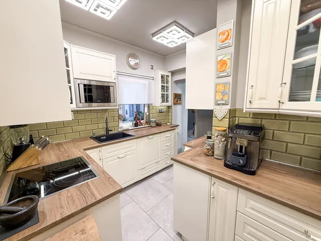 Eladó ház Budapest XVI. kerület, Cinkota 222 nm