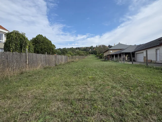 Eladó telek Gödöllő, Blaha 3588 nm