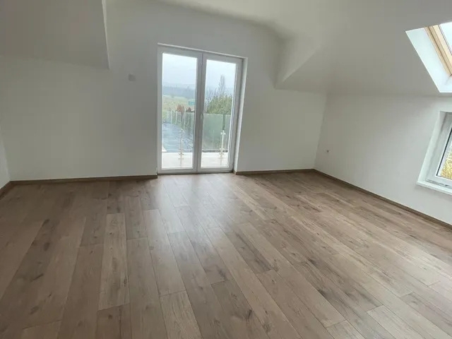 Eladó ház Budapest XVI. kerület, Árpádföld 157 nm