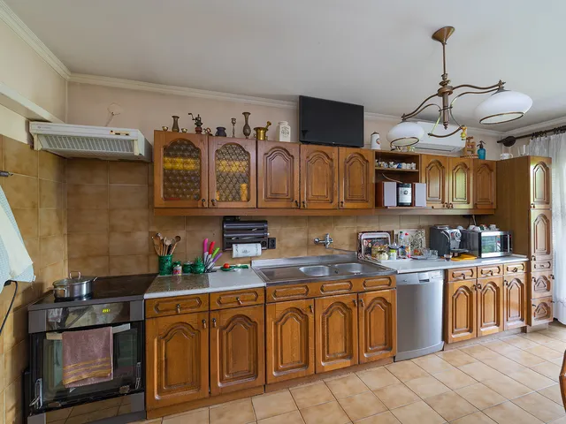 Eladó ház Budapest XVI. kerület, Sashalom 156 nm