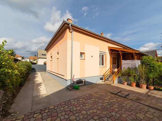 Eladó ház Budapest XVII. kerület, Rákosliget 80 nm