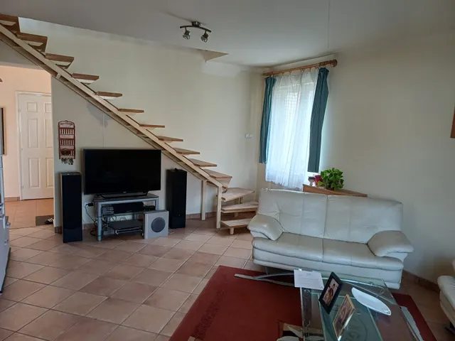 Eladó ház Budapest XVI. kerület, Sashalom 180 nm