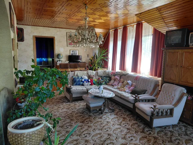 Eladó ház Budapest III. kerület, Aquincum 217 nm