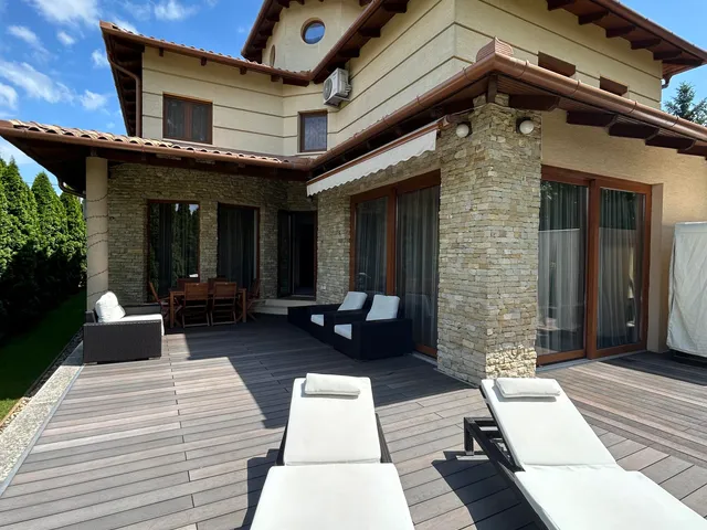 Eladó ház Budapest XVII. kerület, Rákoskeresztúr 350 nm