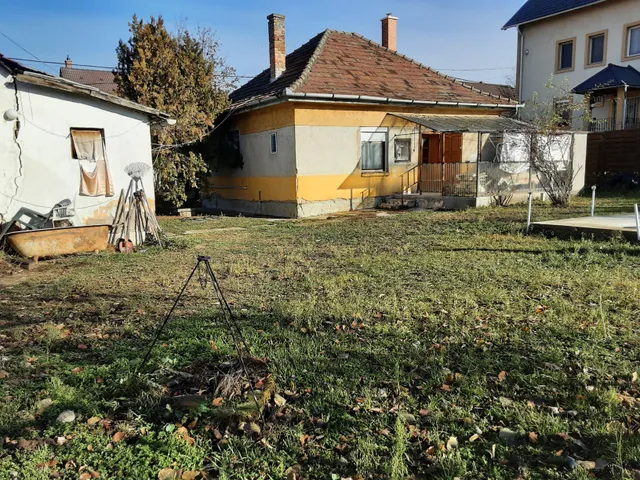 Eladó telek Budapest XVII. kerület, Alsó-Rákoshegy 729 nm