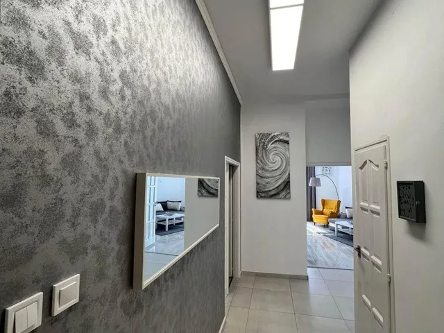 Eladó lakás Budapest VI. kerület, Nagykörúton belüli terület 98 nm