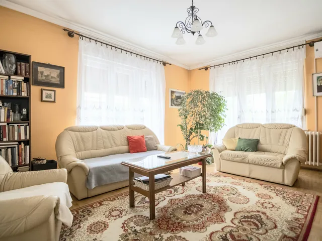 Eladó ház Budapest XX. kerület 200 nm