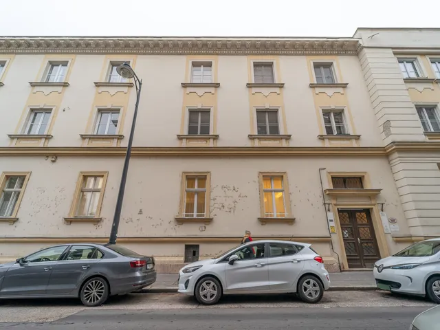 Eladó lakás Budapest VIII. kerület, Palotanegyed 124 nm