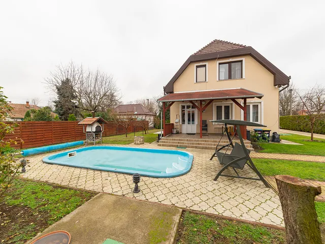 Eladó ház Budapest XVII. kerület 178 nm