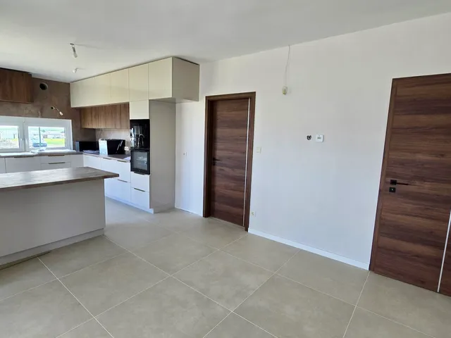 Eladó ház Budajenő 153 nm