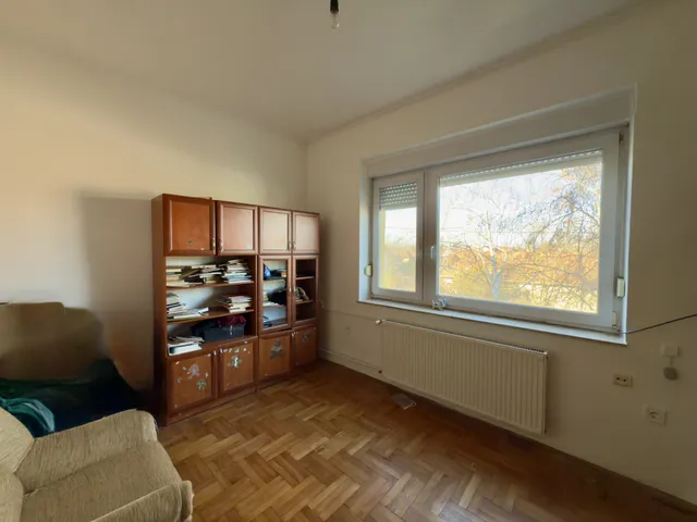 Eladó ház Budapest XVIII. kerület, Szemeretelep 103 nm