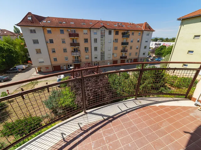 Eladó lakás Budapest XV. kerület, Rákospalota 84 nm