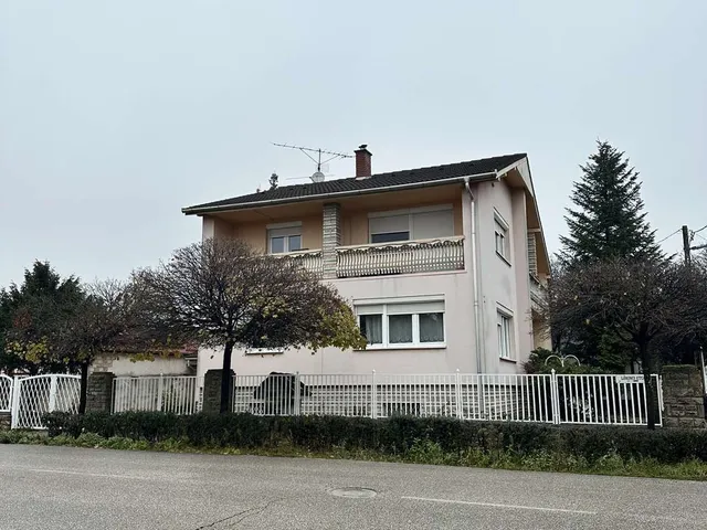 Eladó ház Vecsés, Felsőtelep 250 nm