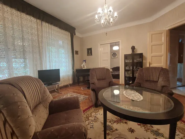 Eladó ház Budapest X. kerület, Óhegy 119 nm