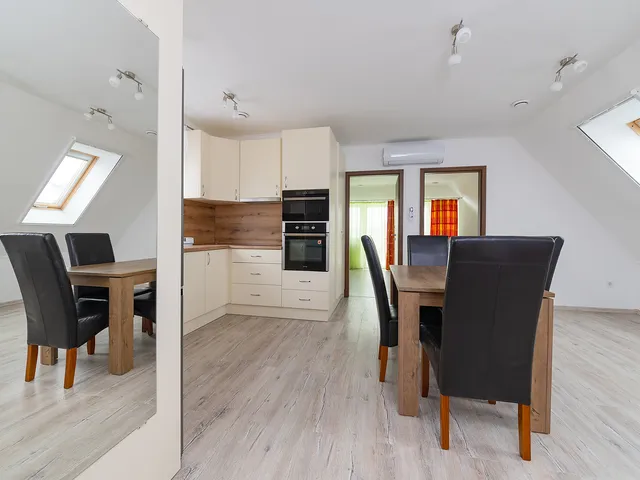 Eladó lakás Budapest XVII. kerület, Rákoskert 90 nm