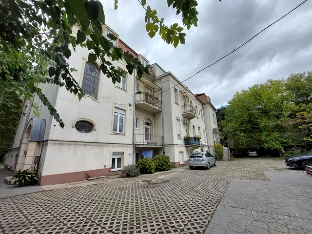 Eladó lakás Budapest XIV. kerület, Herminamező 57 nm