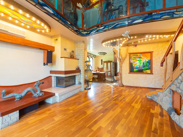 Eladó ház Budapest XVI. kerület, Rákosszentmihály 360 nm