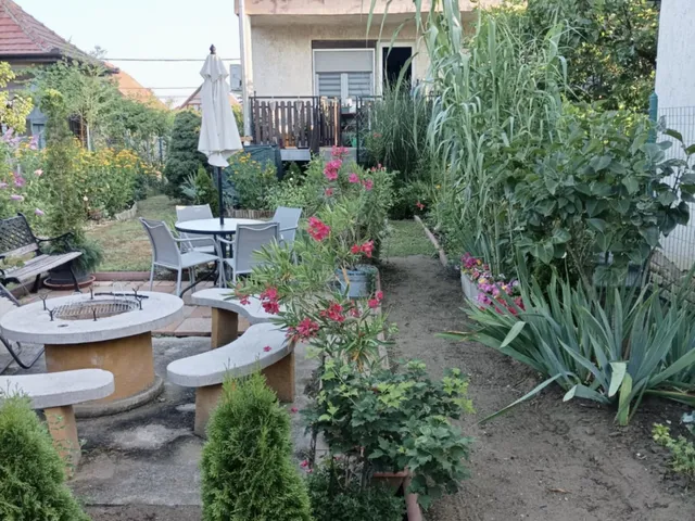 Eladó lakás Budapest XVII. kerület, Rákoscsaba, Agyagos utca 83 nm