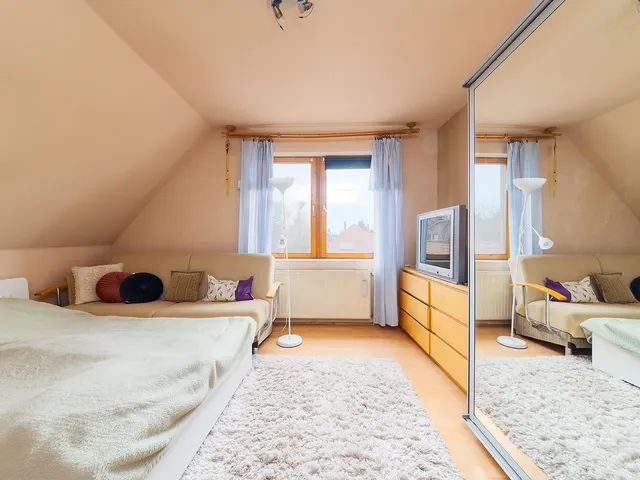 Eladó ház Budapest XVII. kerület, Felső-Rákoshegy 178 nm