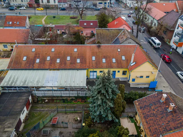 Eladó kereskedelmi és ipari ingatlan Budapest XIX. kerület 512 nm