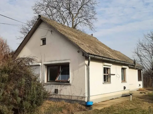 Eladó ház Tápiószele 73 nm