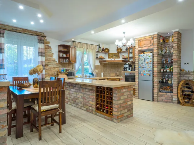 Eladó ház Ráckeve, Angyali-sziget 192 nm