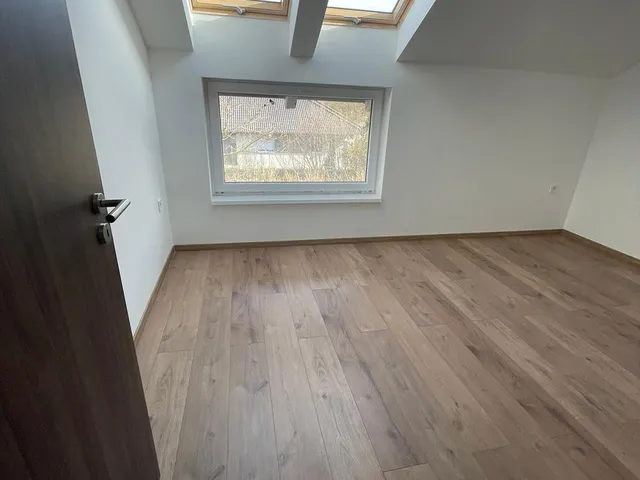 Eladó ház Budapest XVI. kerület, Árpádföld 157 nm