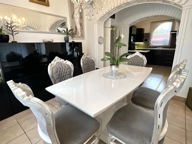 Eladó ház Diósd 350 nm