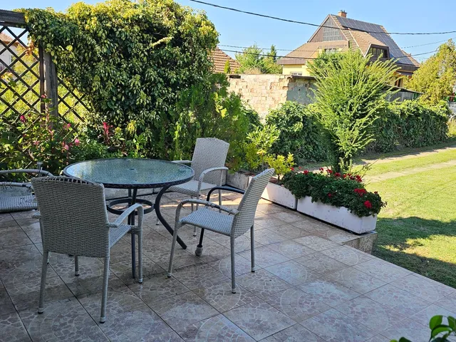 Eladó ház Budapest XVII. kerület, Rákoshegy 186 nm